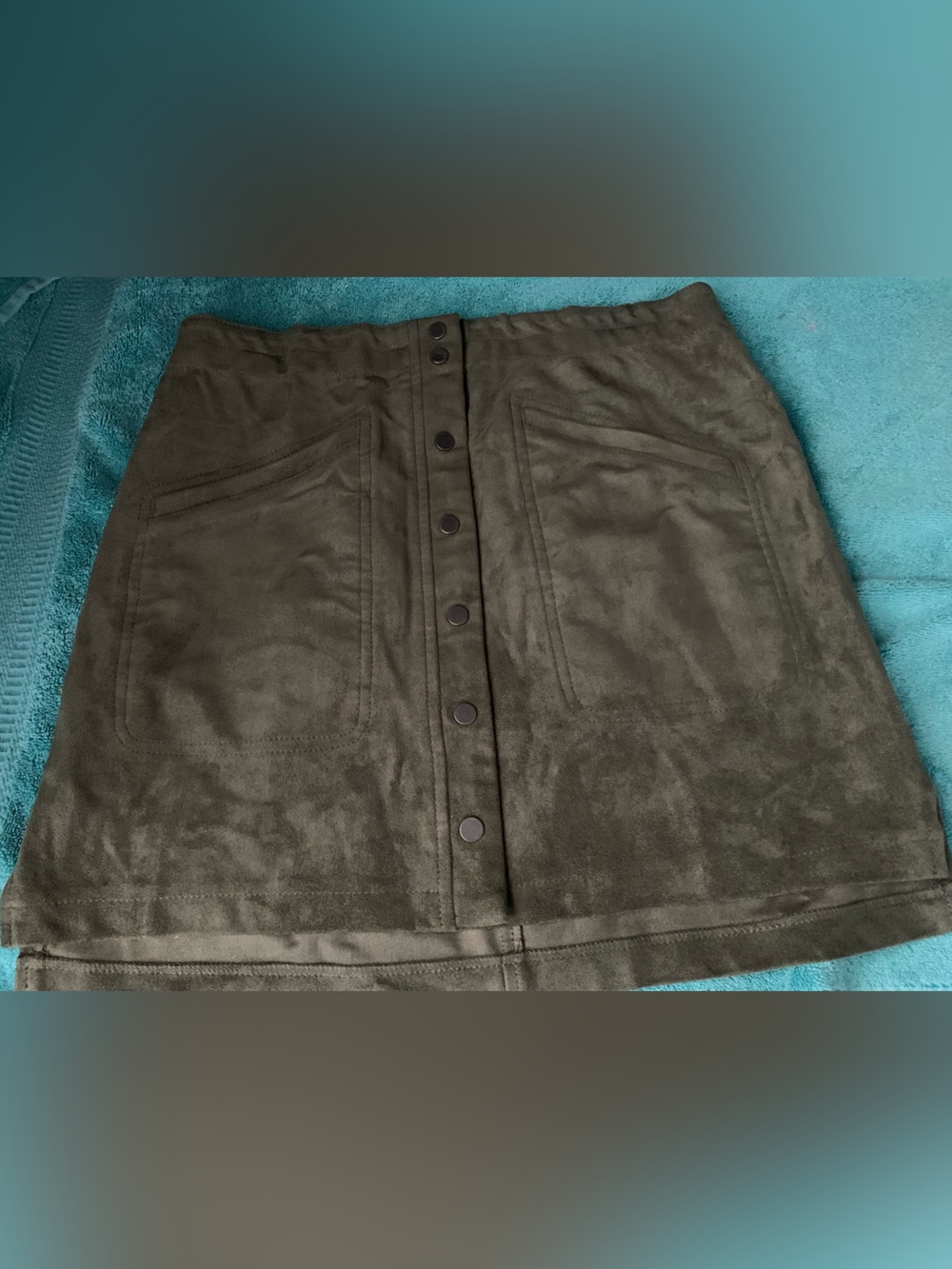 BCBGMaxAzria Olive Green Suede Button-Front Mini Skirt NWT